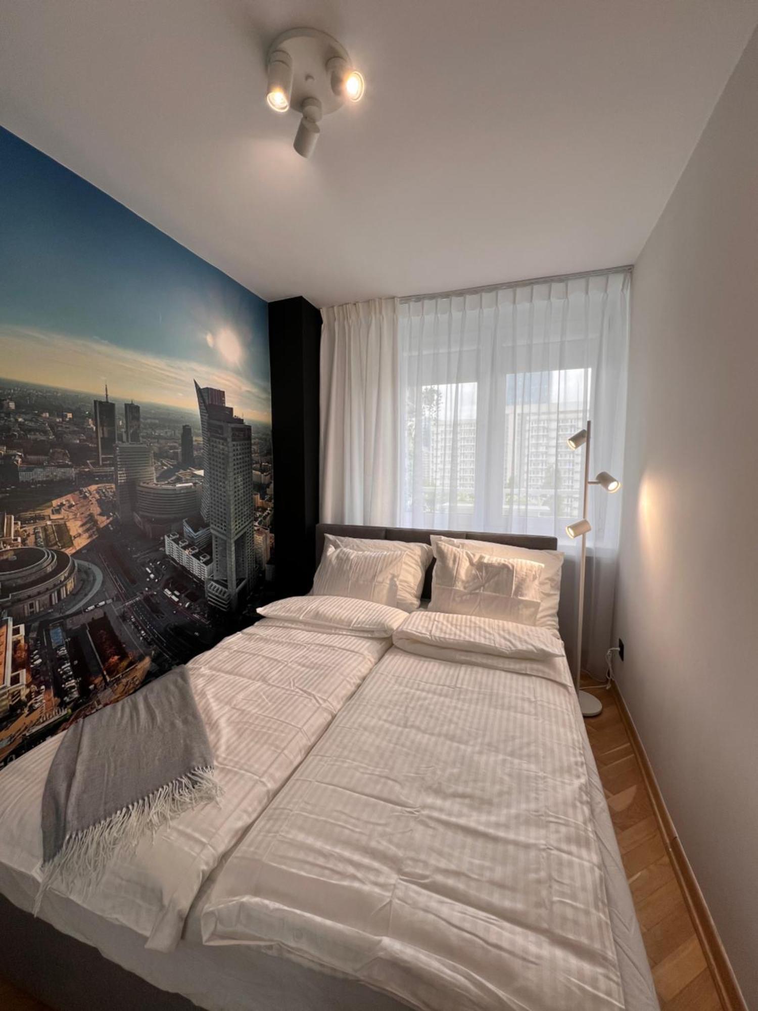 Mia Warsaw - Krolewska Bagian luar foto
